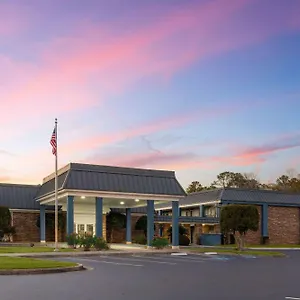 Hotel Days By Wyndham Near Stewart, Newly Renovated, Free Hot Breakfast, Restaurant And Bar